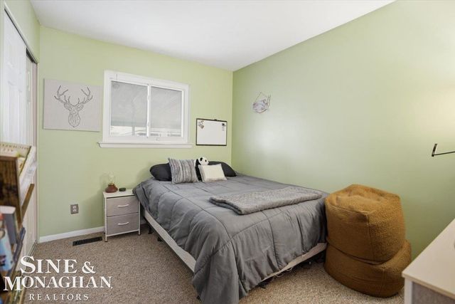 26658 Norma Avenue, Warren, MI 48089