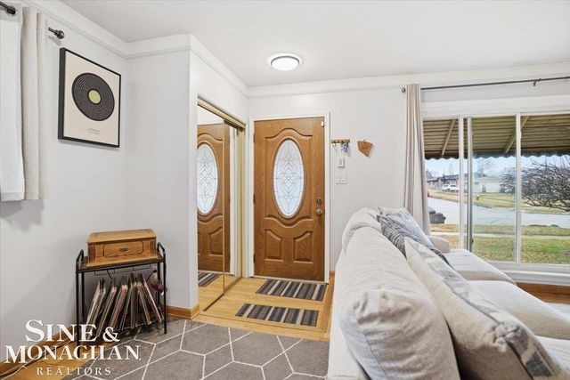 26658 Norma Avenue, Warren, MI 48089