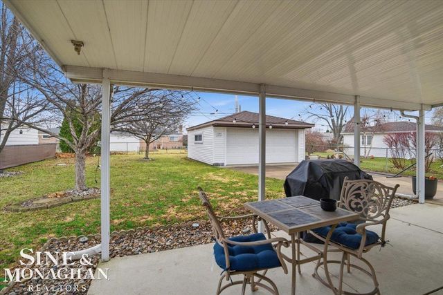 26658 Norma Avenue, Warren, MI 48089