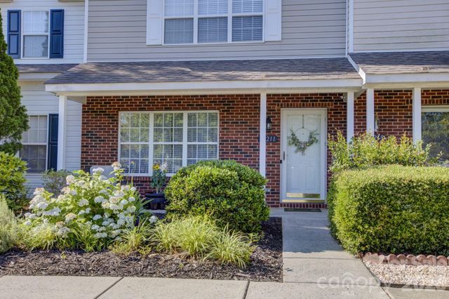 12211 Hood Bend Court, Charlotte, NC 28273