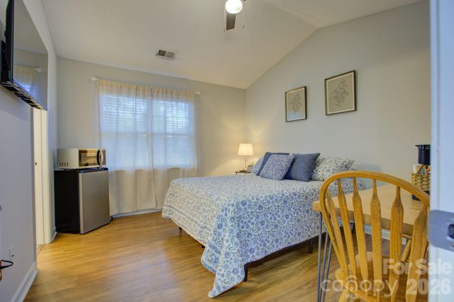 12211 Hood Bend Court, Charlotte, NC 28273
