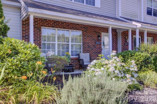 12211 Hood Bend Court, Charlotte, NC 28273