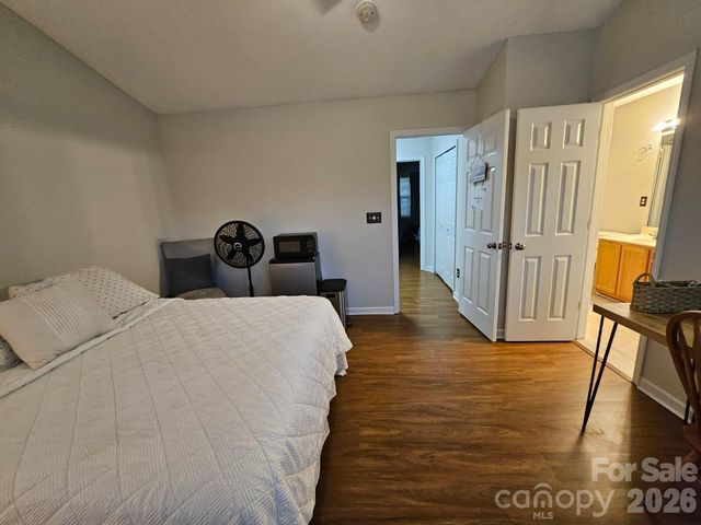 12211 Hood Bend Court, Charlotte, NC 28273