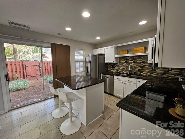 12211 Hood Bend Court, Charlotte, NC 28273