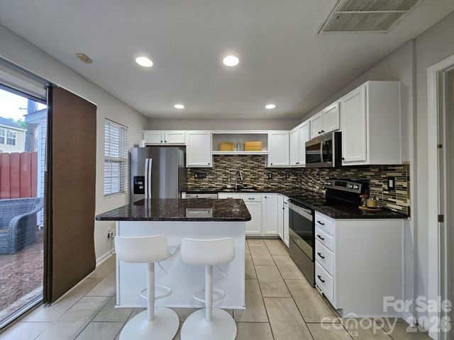 12211 Hood Bend Court, Charlotte, NC 28273