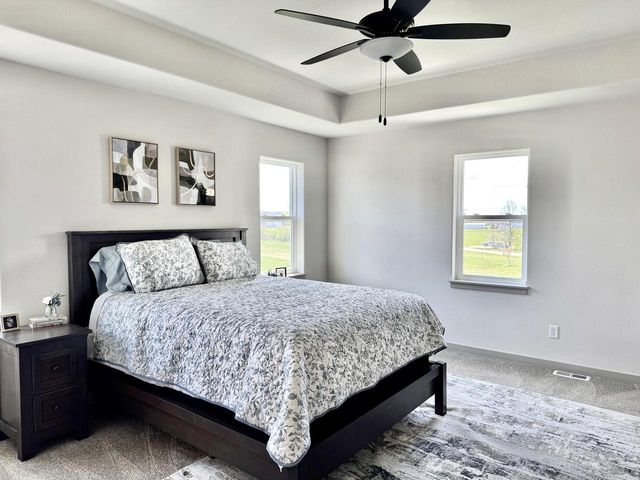 S54W25487 Pebble Brook COURT, Waukesha, WI 53189