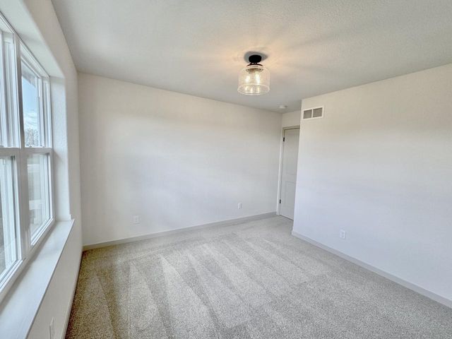 S54W25487 Pebble Brook COURT, Waukesha, WI 53189