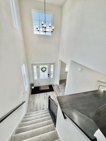 S54W25487 Pebble Brook COURT, Waukesha, WI 53189
