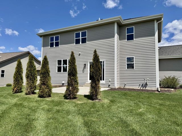 S54W25487 Pebble Brook COURT, Waukesha, WI 53189