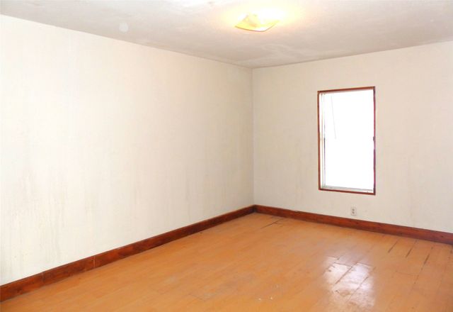 115 South, Brady, TX 76825