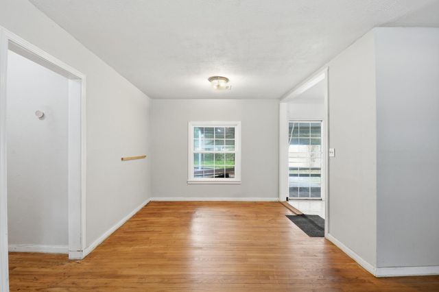 304 Baker Drive, Tomball, TX 77375