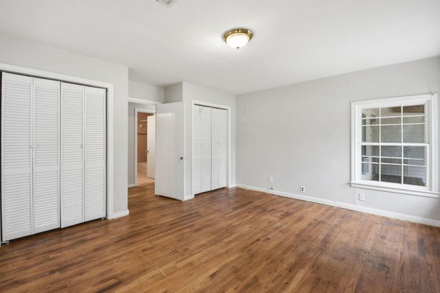 304 Baker Drive, Tomball, TX 77375