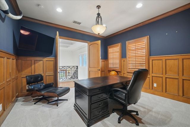 6807 Lupton Drive, Dallas, TX 75225