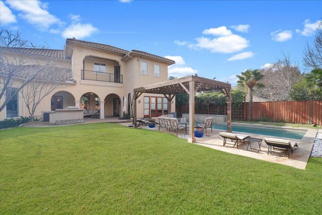 6807 Lupton Drive, Dallas, TX 75225