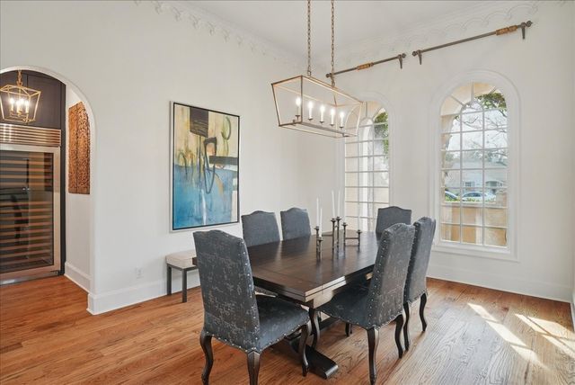 6807 Lupton Drive, Dallas, TX 75225