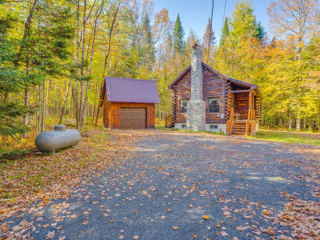 112 Steinfeldt Lane, Long Lake, NY 12847