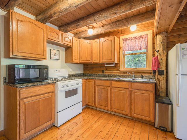 112 Steinfeldt Lane, Long Lake, NY 12847