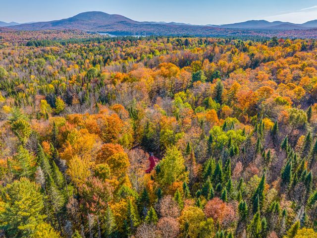 112 Steinfeldt Lane, Long Lake, NY 12847