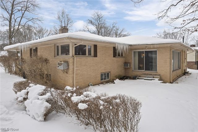 10635 Tanager Trail, Brecksville, OH 44141