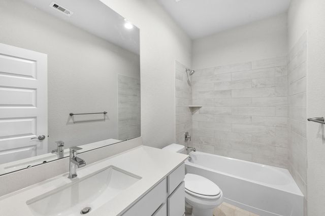 620 Juniper Heights Lane, Waller, TX 77484