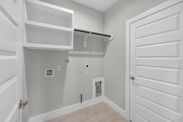 620 Juniper Heights Lane, Waller, TX 77484