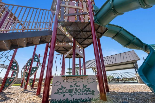 620 Juniper Heights Lane, Waller, TX 77484