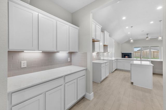 620 Juniper Heights Lane, Waller, TX 77484