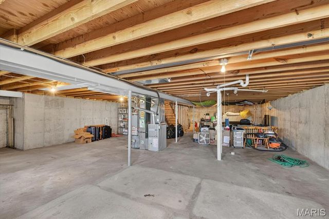 1176 Gibraltar Point Drive, St Charles, MO 63304