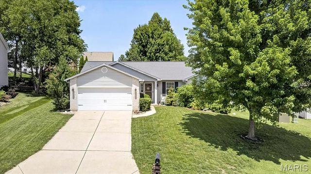 1176 Gibraltar Point Drive, St Charles, MO 63304