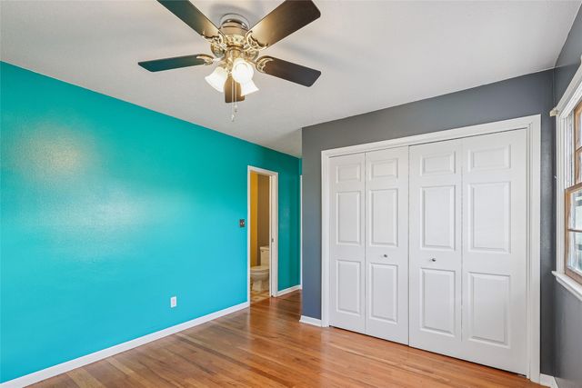 1200 W Clinton Avenue, Indianola, IA 50125