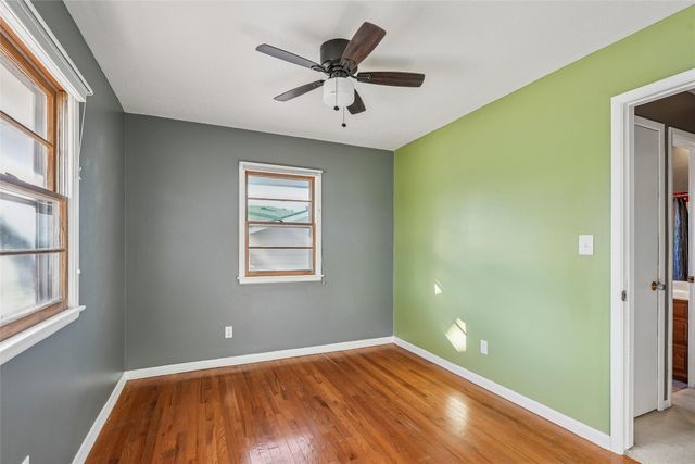 1200 W Clinton Avenue, Indianola, IA 50125