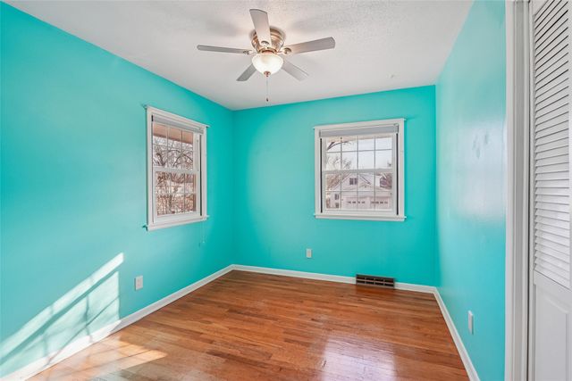 1200 W Clinton Avenue, Indianola, IA 50125