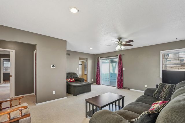 1200 W Clinton Avenue, Indianola, IA 50125