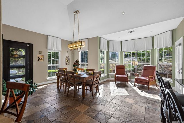 22819 Central Pr, San Antonio, TX 78255