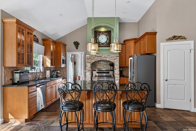 22819 Central Pr, San Antonio, TX 78255