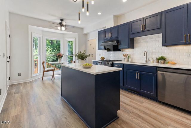 100 Arlington Ridge, Cary, NC 27513