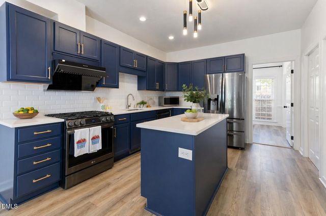 100 Arlington Ridge, Cary, NC 27513