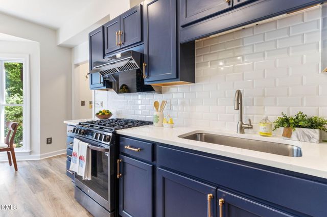 100 Arlington Ridge, Cary, NC 27513