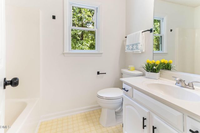 100 Arlington Ridge, Cary, NC 27513