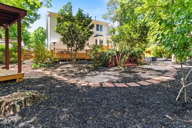 100 Arlington Ridge, Cary, NC 27513