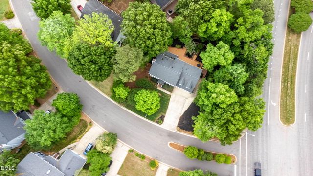 100 Arlington Ridge, Cary, NC 27513