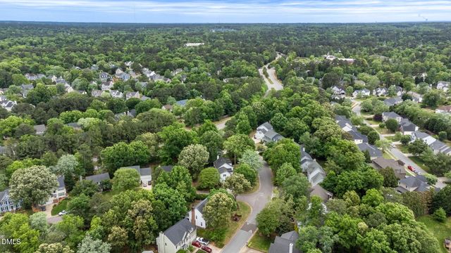 100 Arlington Ridge, Cary, NC 27513