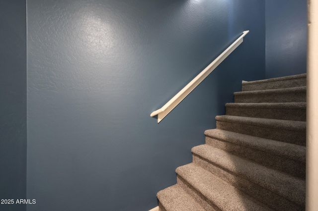 2725 E MINE CREEK Road 2194, Phoenix, AZ 85024