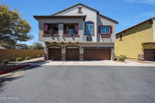 2725 E MINE CREEK Road 2194, Phoenix, AZ 85024