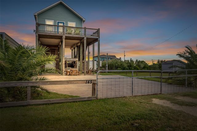 145 Jewel Drive, Port Bolivar, TX 77650