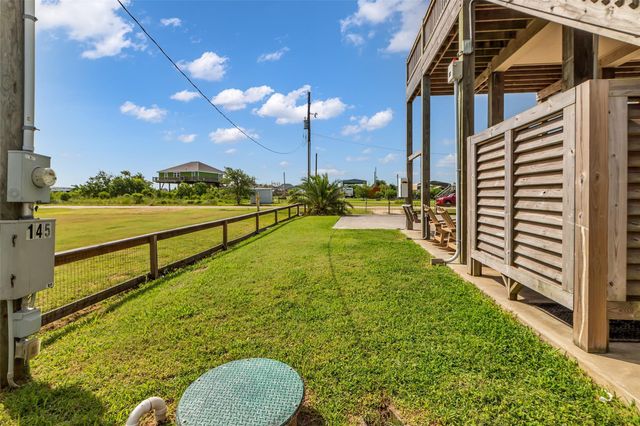 145 Jewel Drive, Port Bolivar, TX 77650