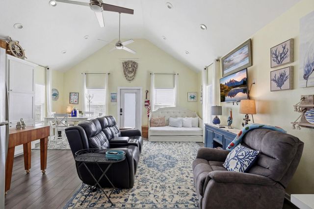 145 Jewel Drive, Port Bolivar, TX 77650
