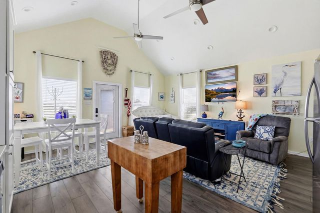 145 Jewel Drive, Port Bolivar, TX 77650