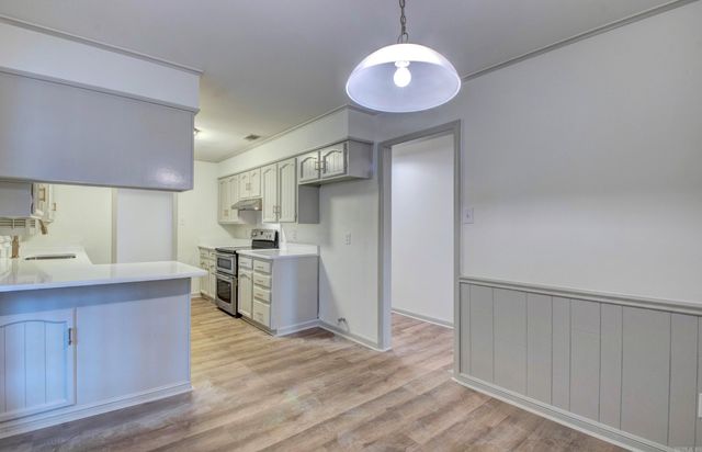 8 Fox Run Drive, Little Rock, AR 72210