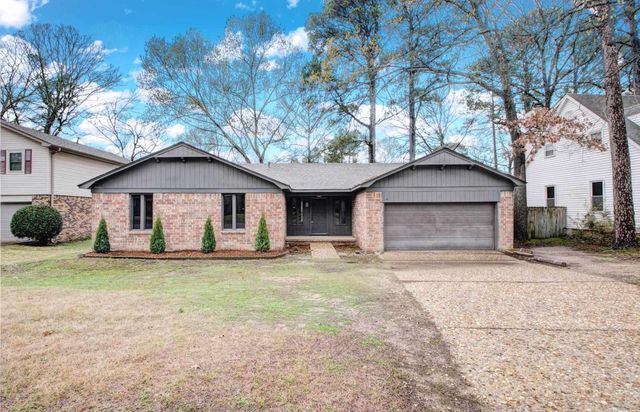 8 Fox Run Drive, Little Rock, AR 72210